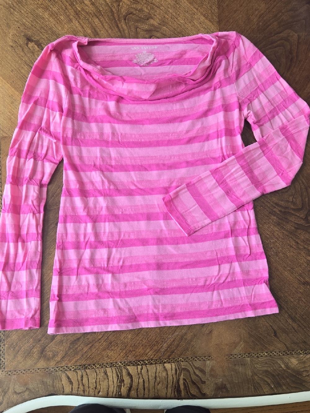 Ann Taylor Pink Striped Long Sleeve Scoop Neck Top